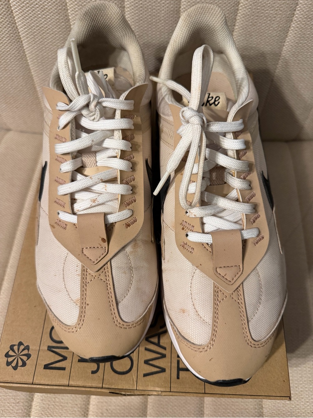 Nike Air Max Pre-Day “Oatmeal” – Women’s Size 11